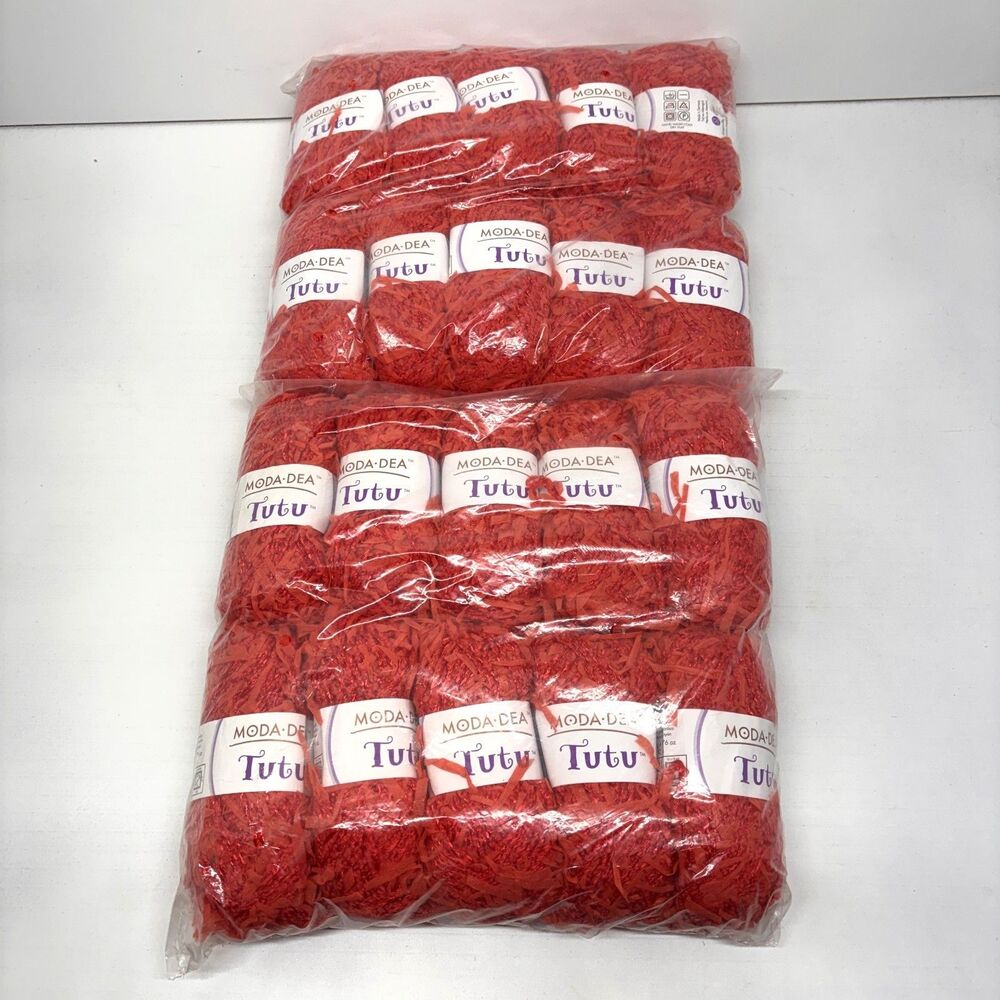 Lot of 20 Skeins Geranium Color Yarn by Moda-Dea Tutu New Sealed Packages